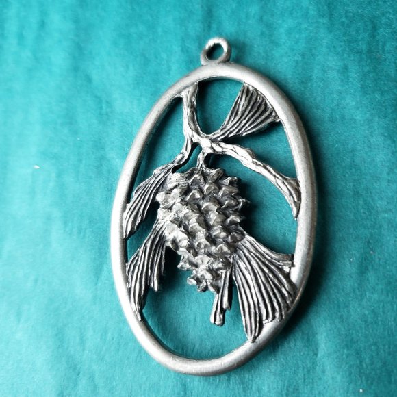 2/15$ Vintage 1993 seagull pewter christmas pine cone ornament/pendant - Picture 3 of 5